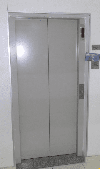 porta do elevador